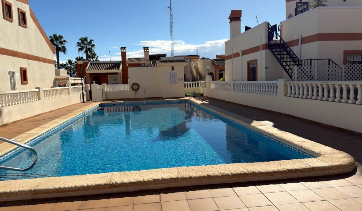 Revente - Villa - El Raso