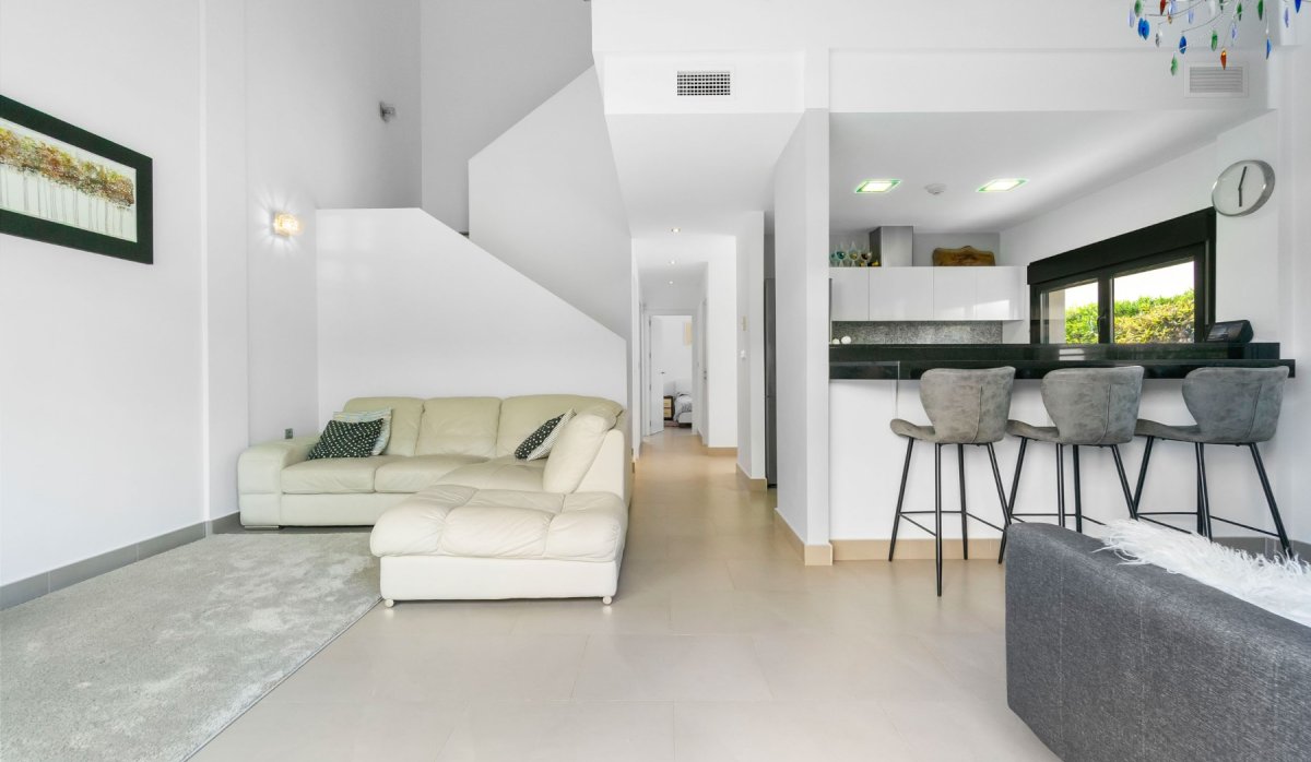 Resale - Villa - Villamartín - Los Dolses