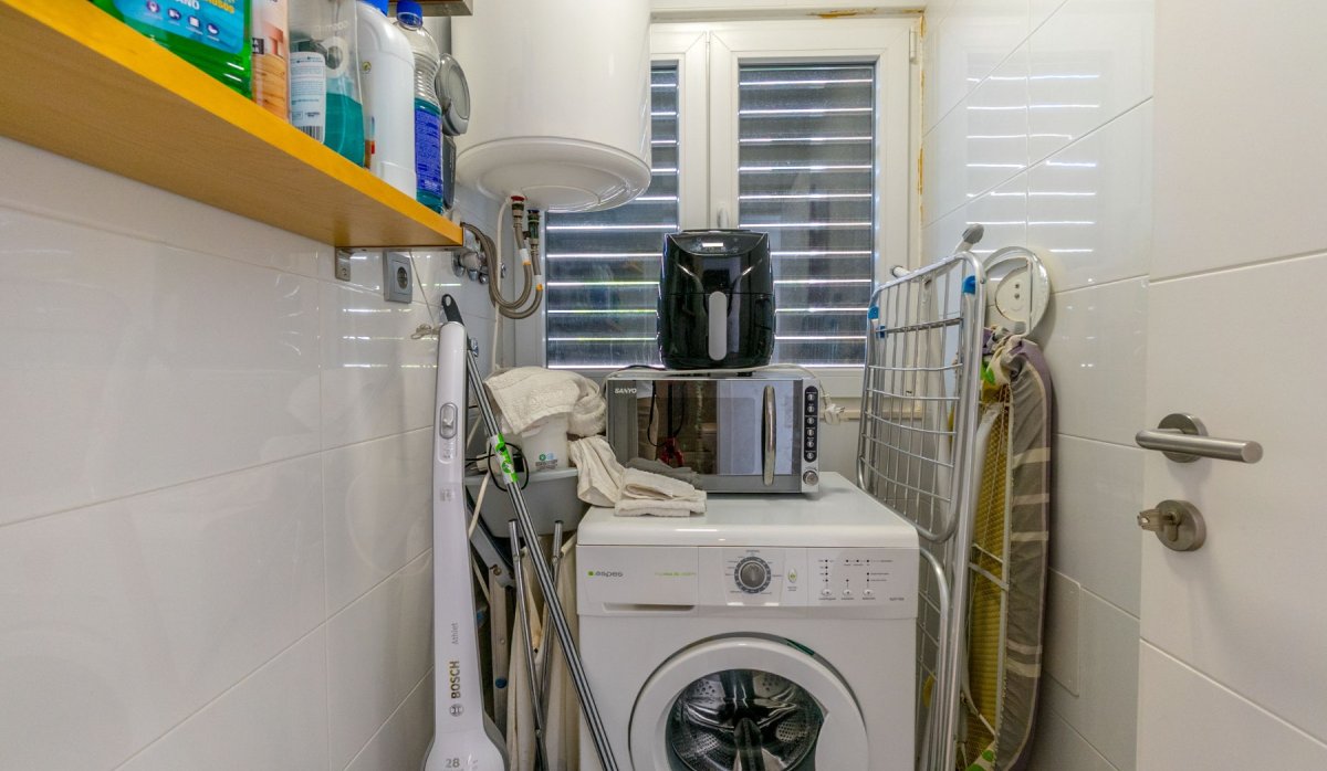 Resale - Villa - Villamartín - Los Dolses