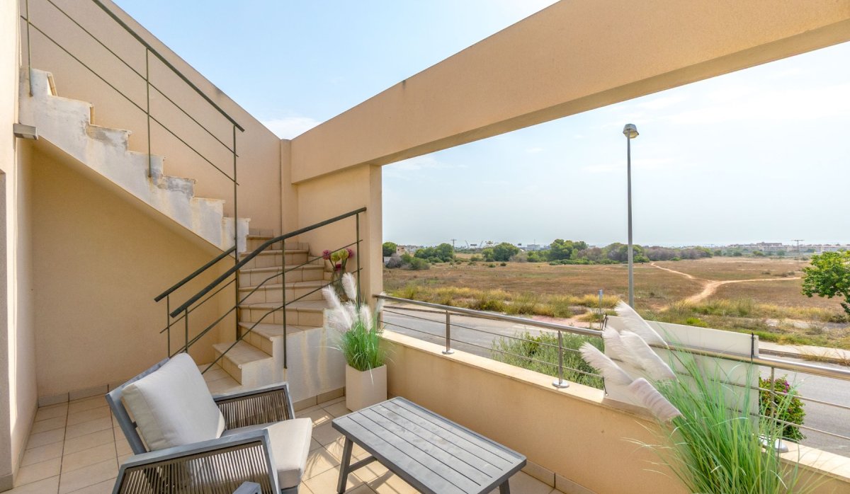 Resale - Villa - Villamartín - Los Dolses