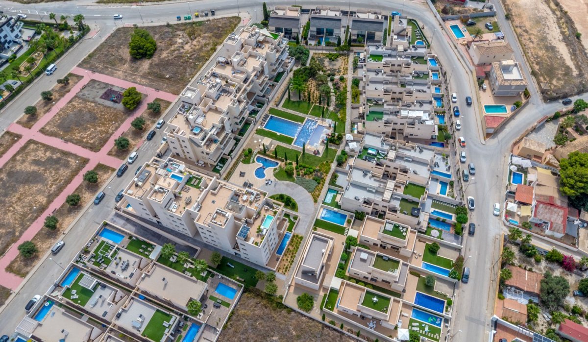 Resale - Villa - Villamartín - Los Dolses