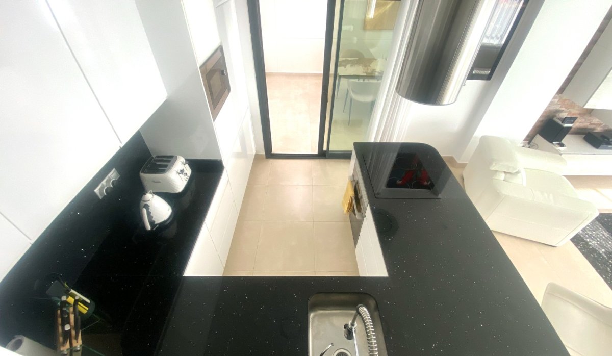 Resale - Townhouse - Ciudad quesada - Pueblo Bravo