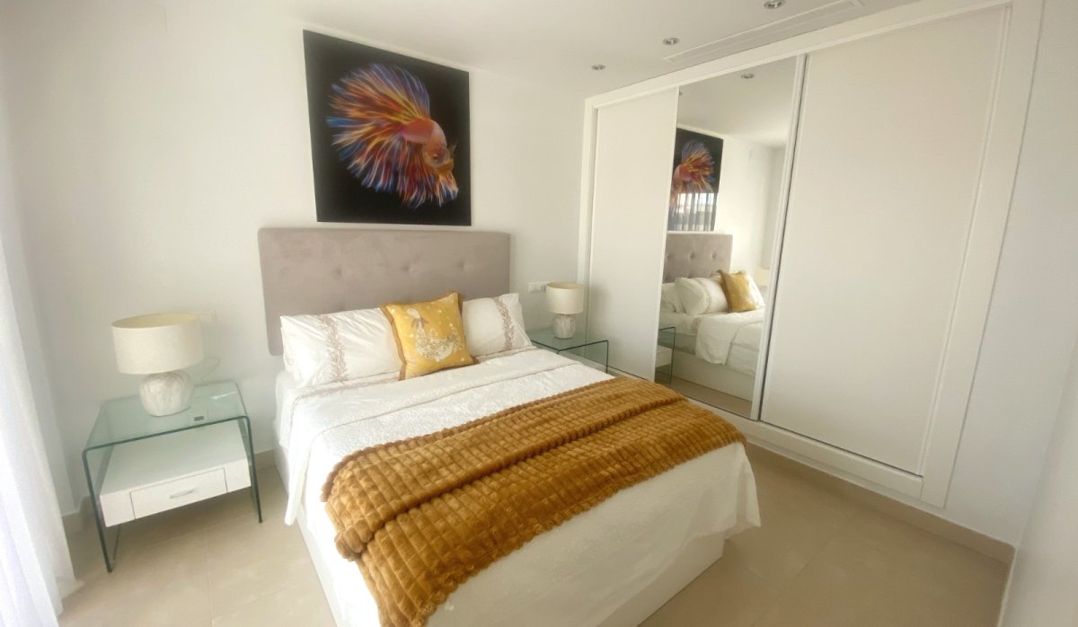 Resale - Townhouse - Ciudad quesada - Pueblo Bravo