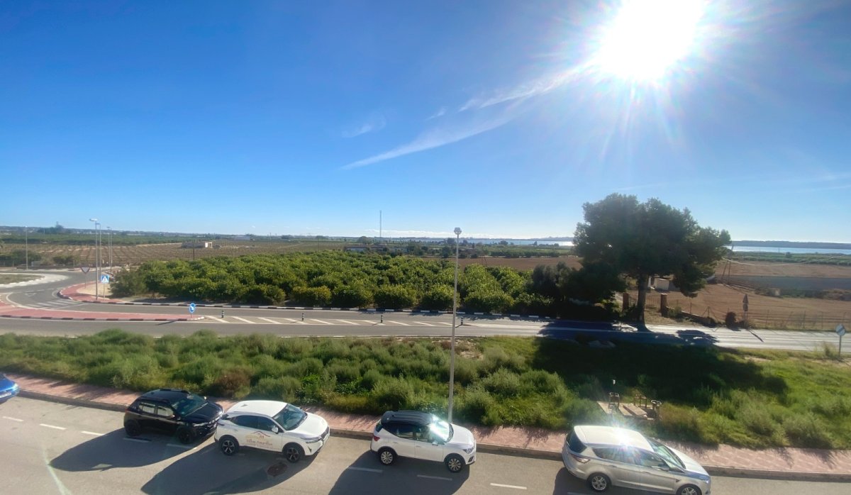 Resale - Townhouse - Ciudad quesada - Pueblo Bravo