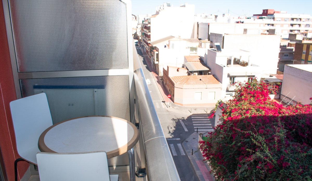 Resale - Apartment / flat - Guardamar del Segura - Pueblo