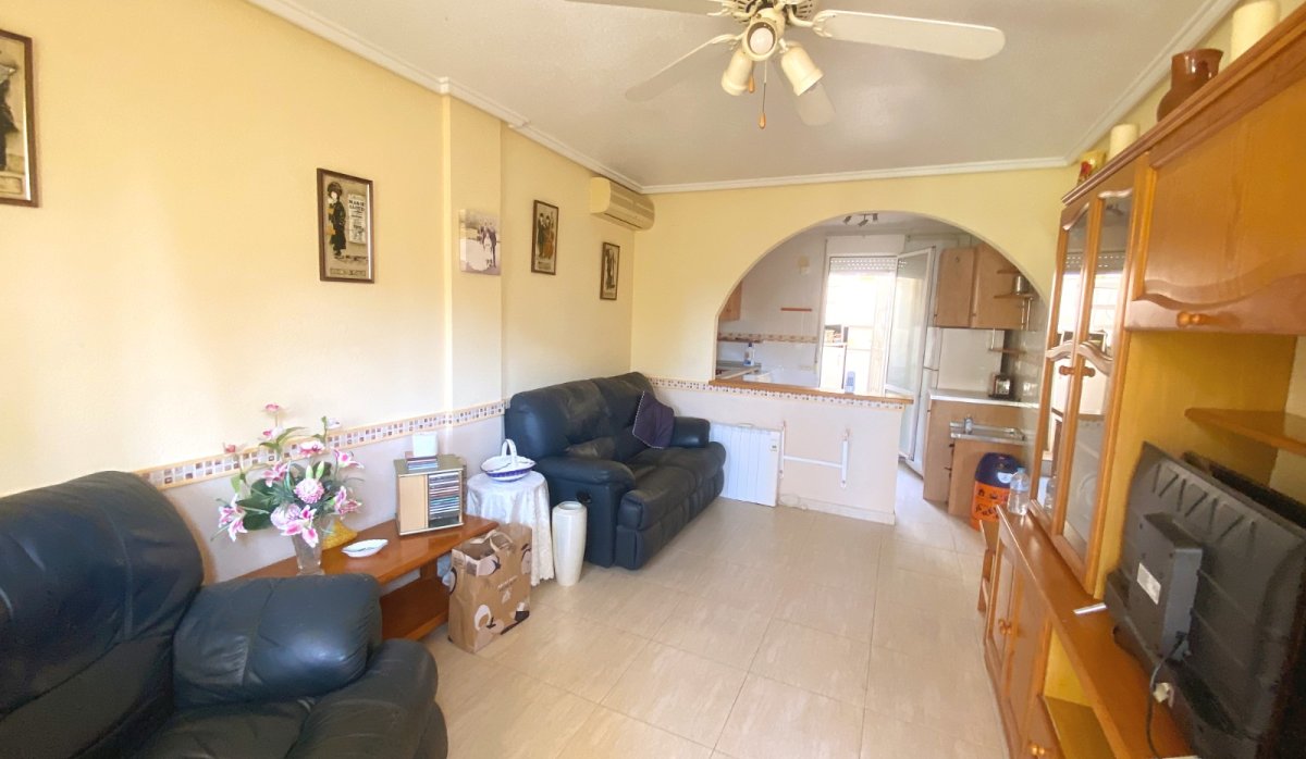 Resale - Townhouse - Ciudad quesada - Doña Pepa