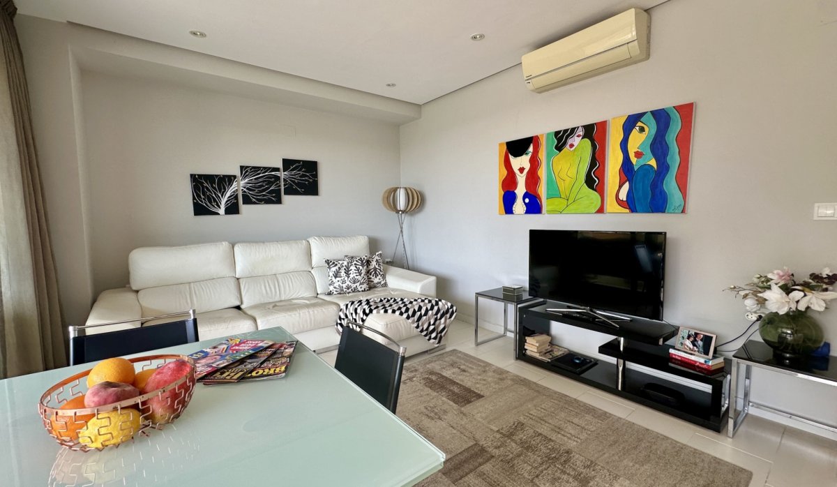 Resale - Apartment / flat - Orihuela Costa - Villamartín