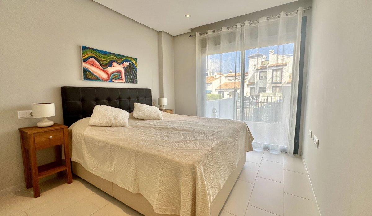Resale - Apartment / flat - Orihuela Costa - Villamartín