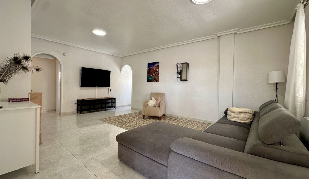 Resale - Villa - Orihuela Costa - Los Altos