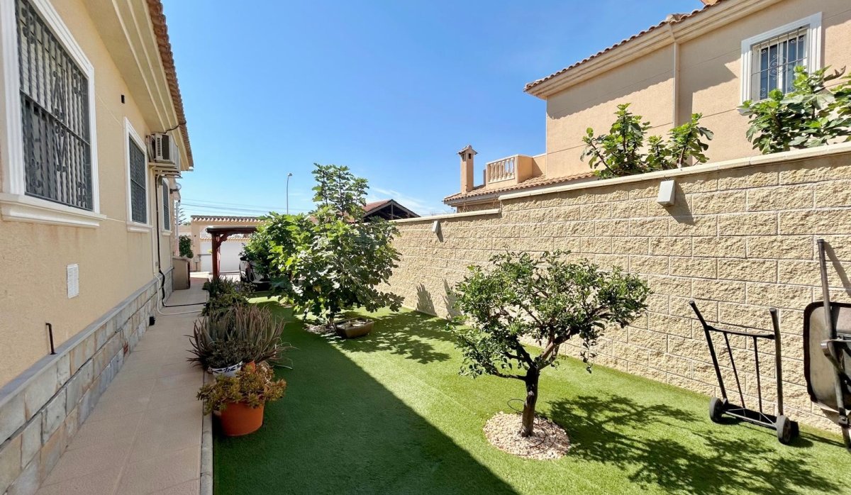 Revente - Villa - Torrevieja - La Siesta