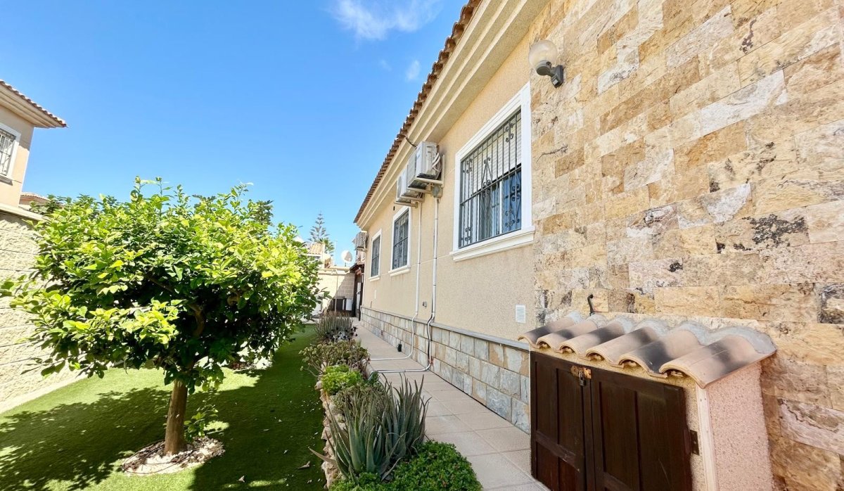 Revente - Villa - Torrevieja - La Siesta