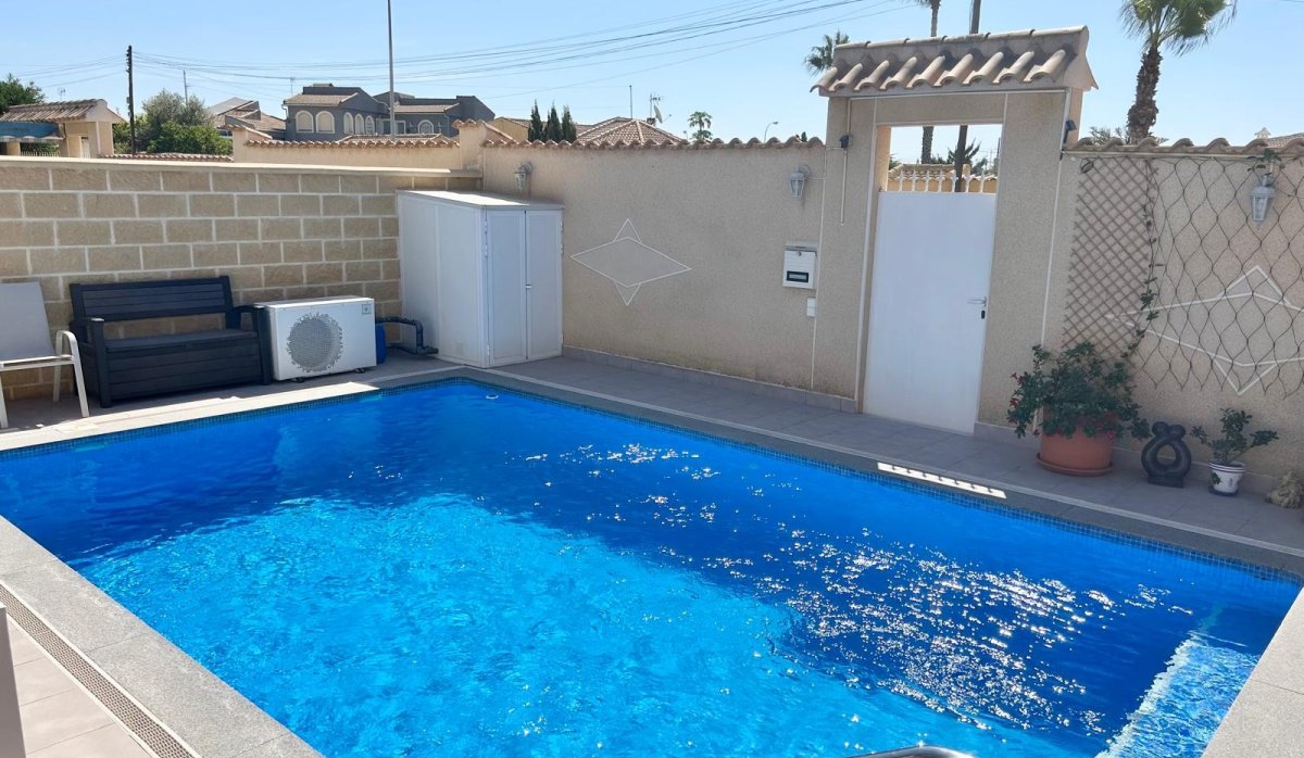 Revente - Villa - Torrevieja - La Siesta
