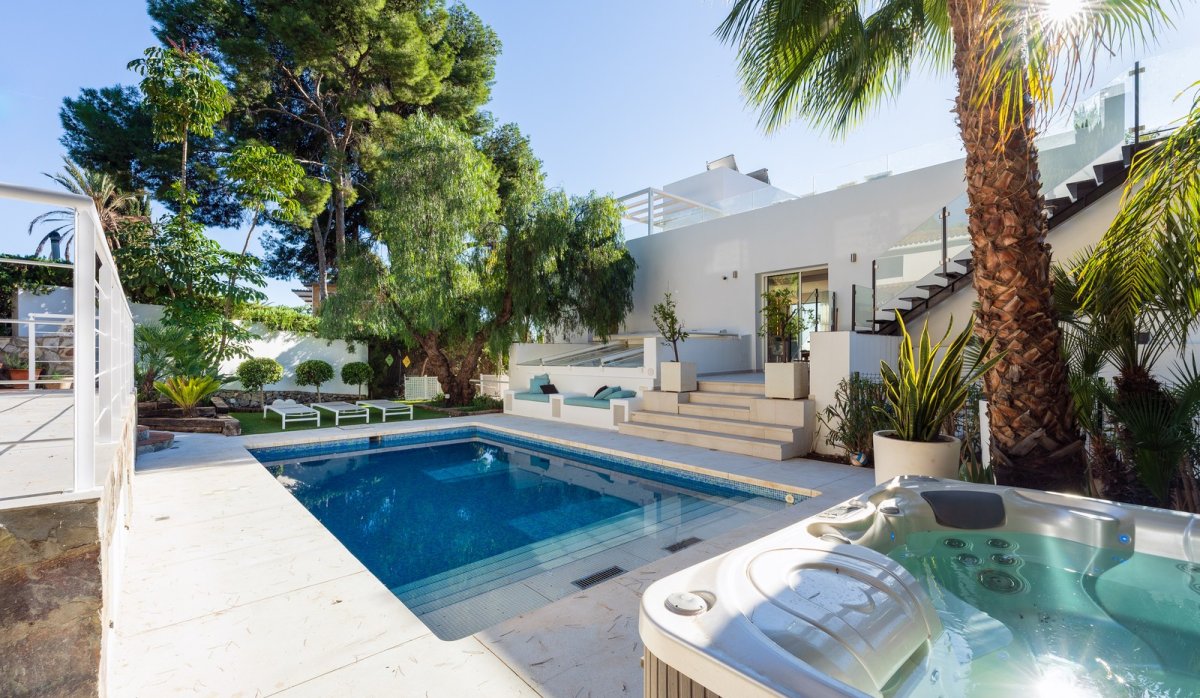 Revente - Villa - Marbella - Nueva Andalucía