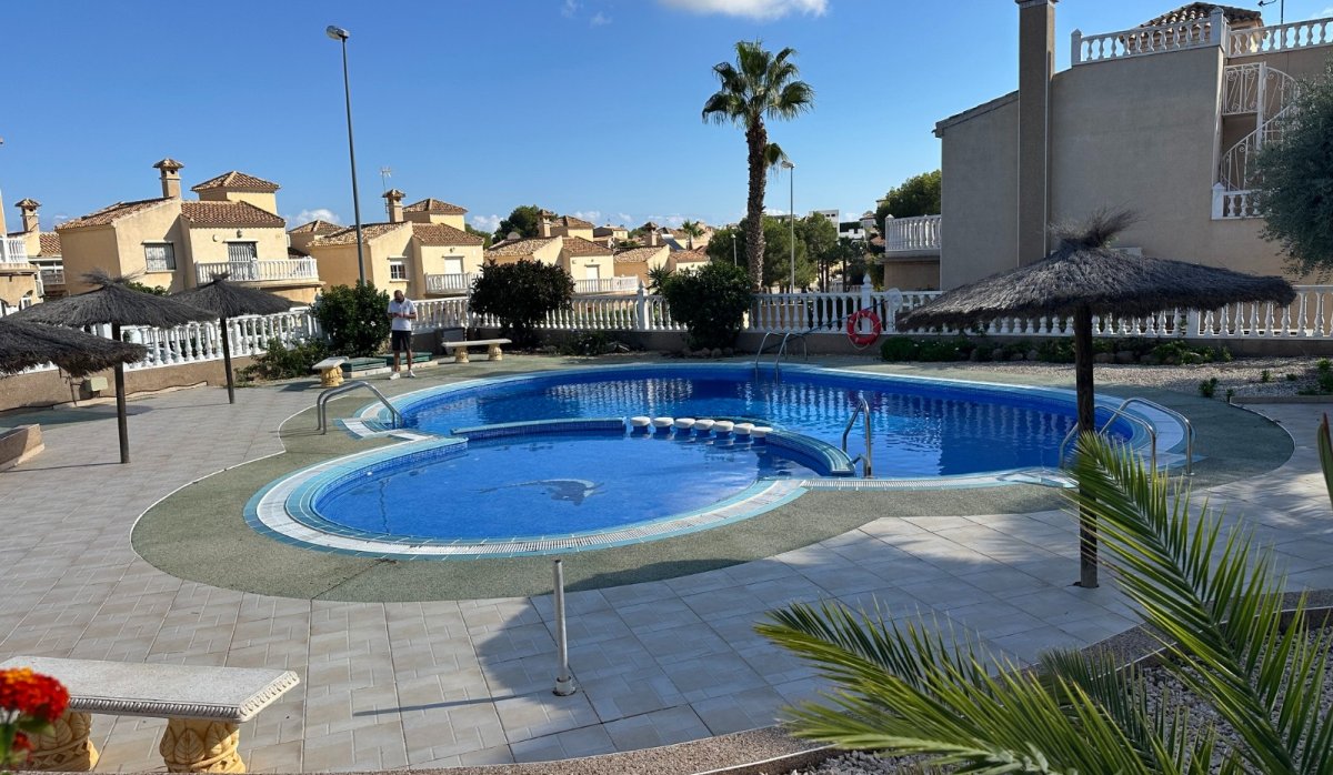 Revente - Villa - Orihuela Costa - Villamartín