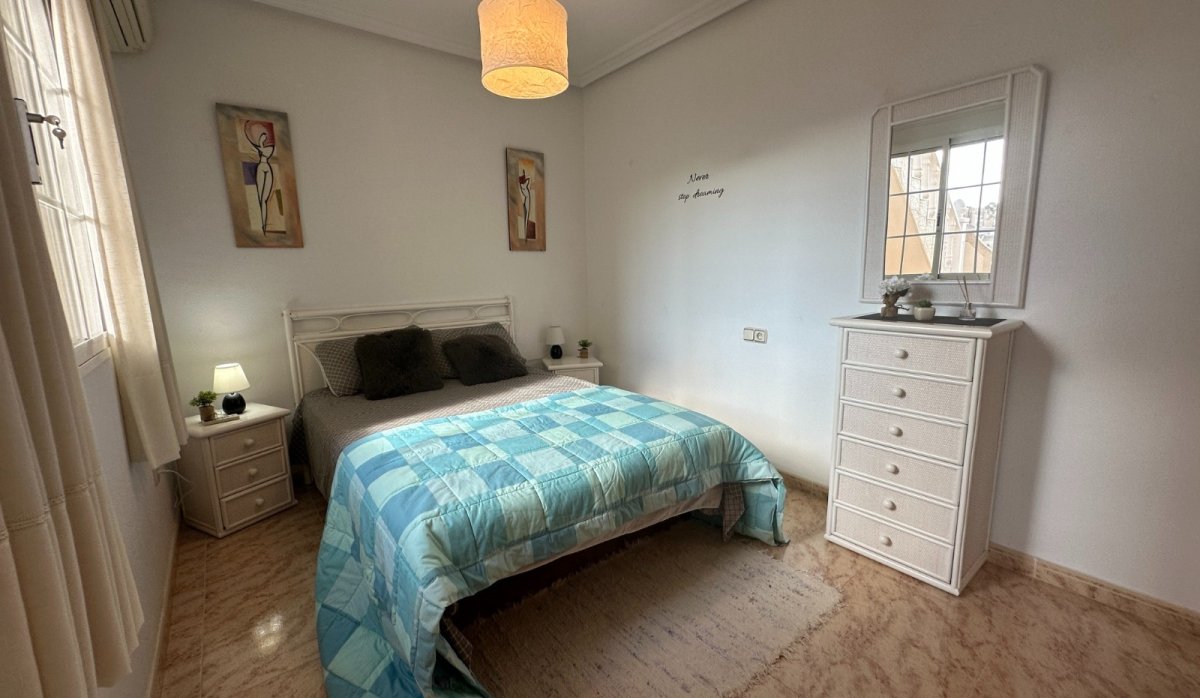 Revente - Villa - Orihuela Costa - Villamartín