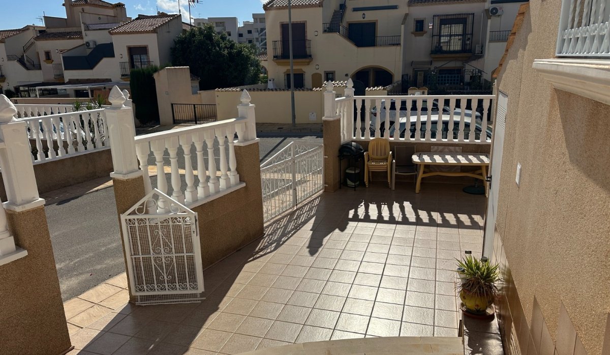 Revente - Villa - Orihuela Costa - Villamartín