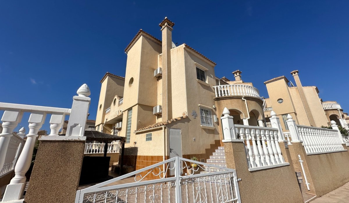 Revente - Villa - Orihuela Costa - Villamartín