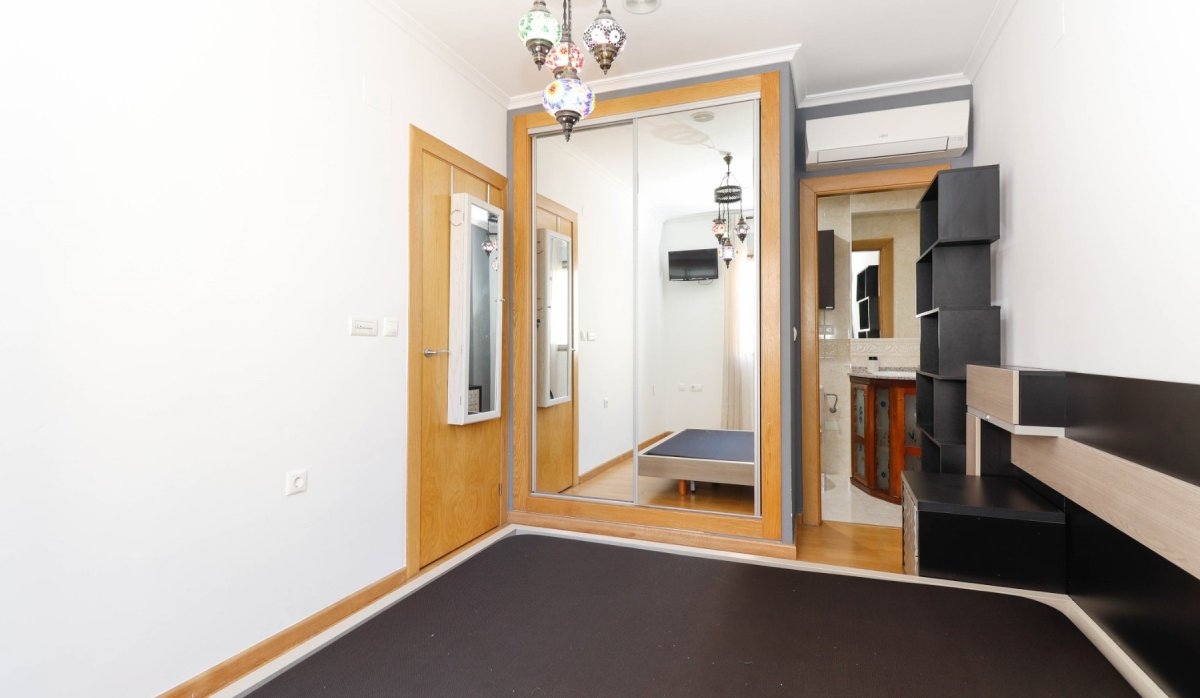 Revente - Appartement - Torrevieja - Center