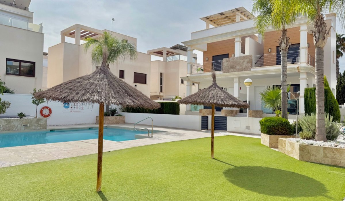 Revente - Maison de ville - Ciudad quesada - Lo Marabú