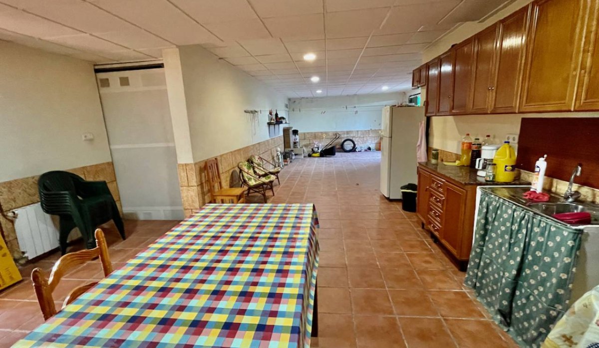 Resale - Villa - Daya Nueva