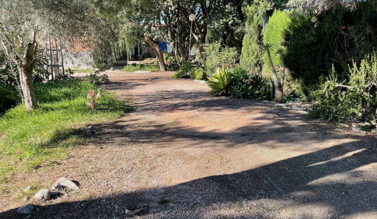 Resale - Villa - Daya Nueva