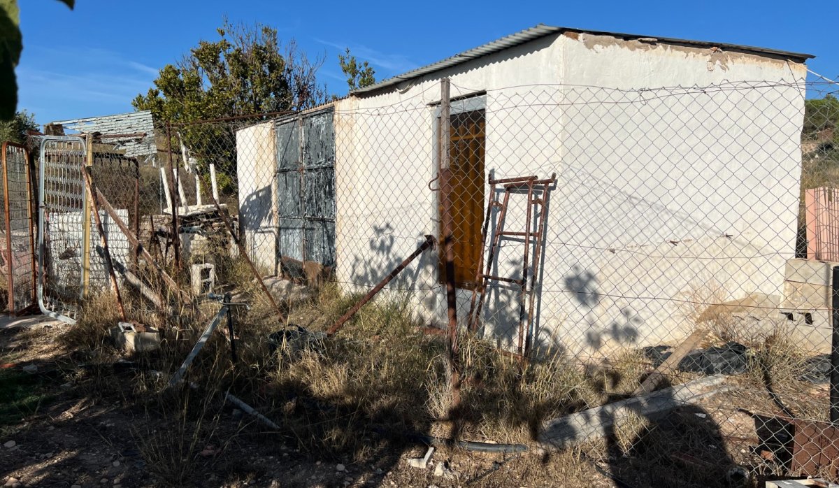 Resale - Villa - Sax