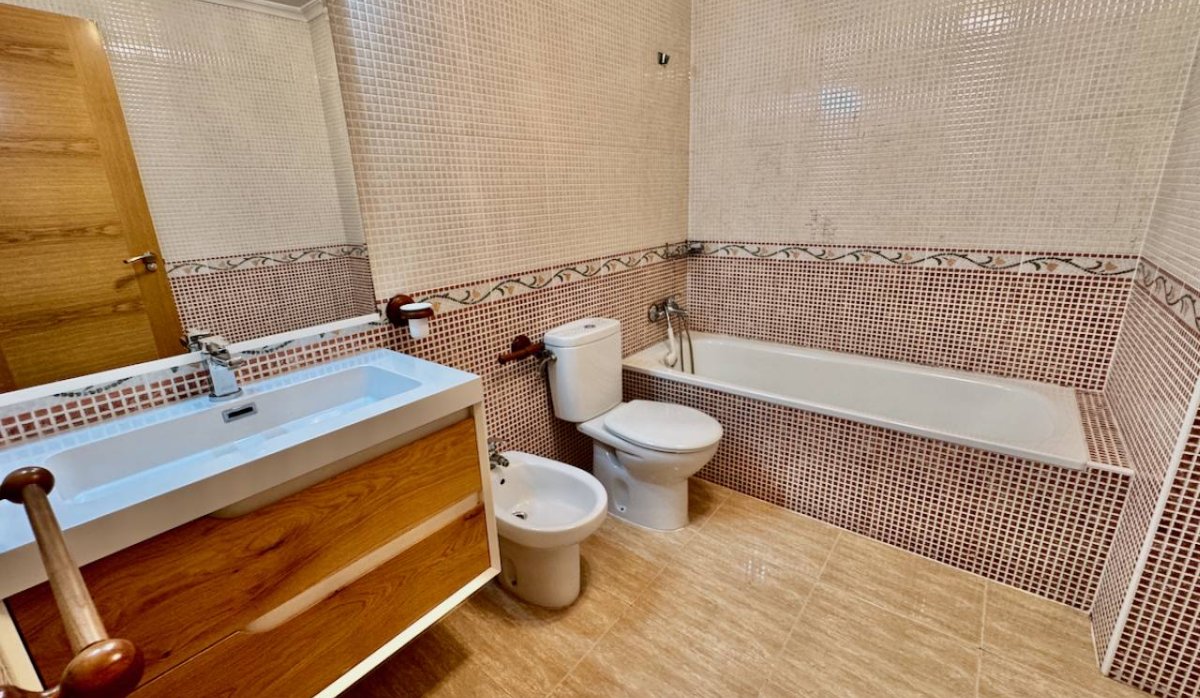 Resale - Apartment / flat - Formentera del Segura