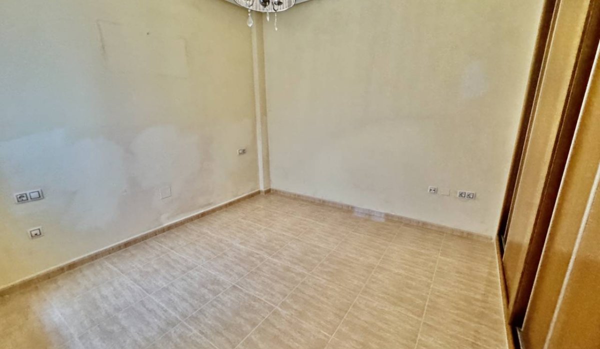 Resale - Apartment / flat - Formentera del Segura