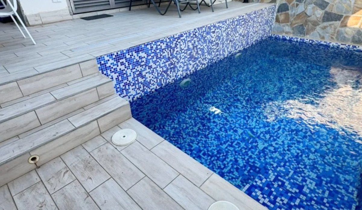 Resale - Villa - Los Alcazares