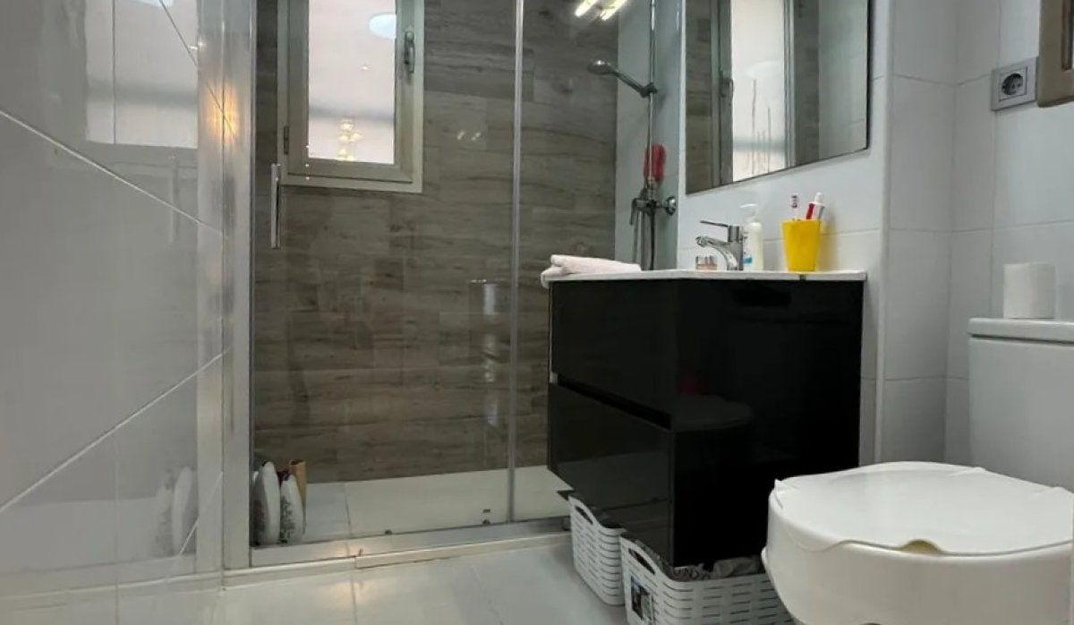 Resale - Villa - Los Alcazares