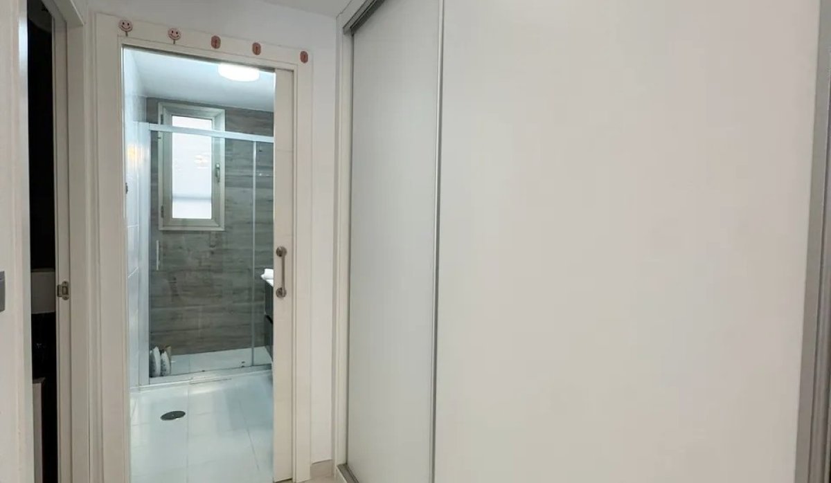 Resale - Villa - Los Alcazares