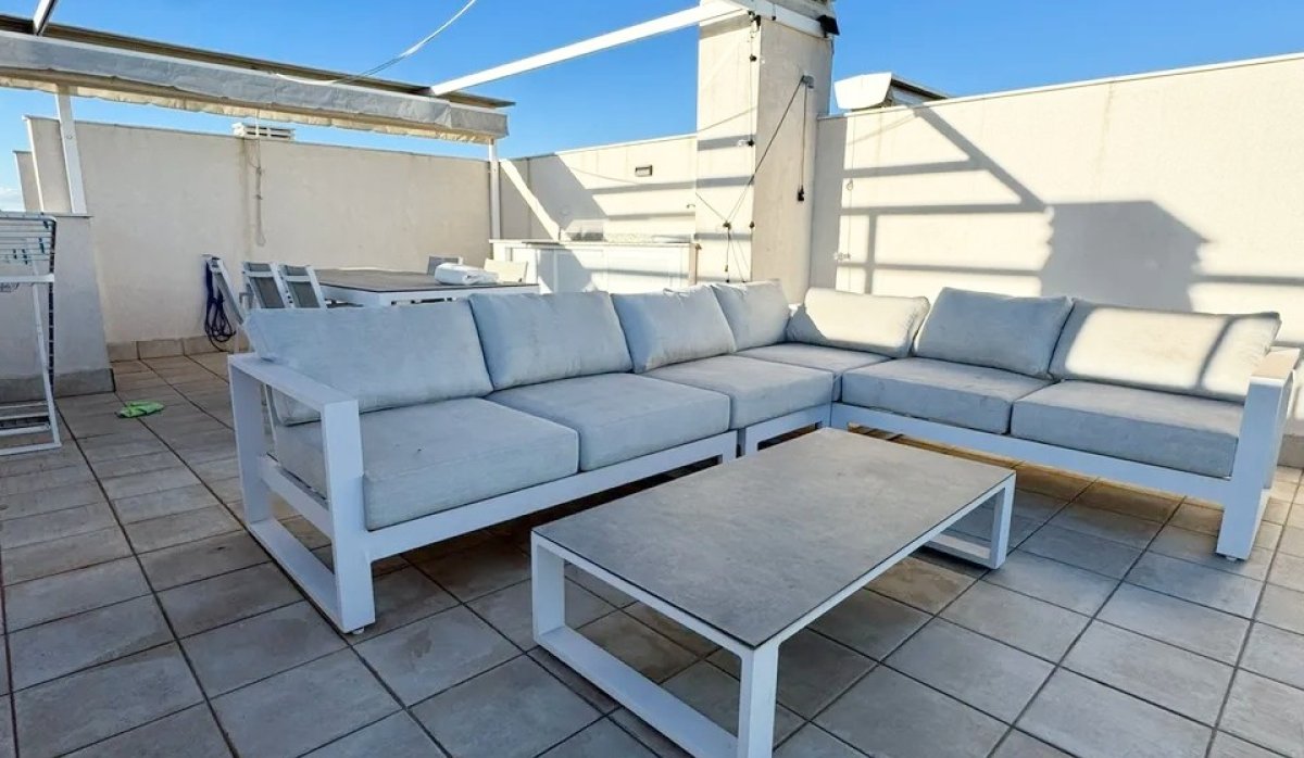 Resale - Villa - Los Alcazares