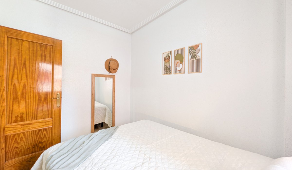 Resale - Apartment / flat - Torrevieja - Parque de las Naciones