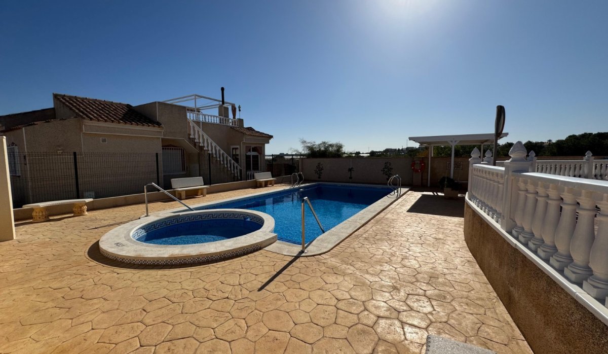 Revente - Villa - Algorfa - Montemar