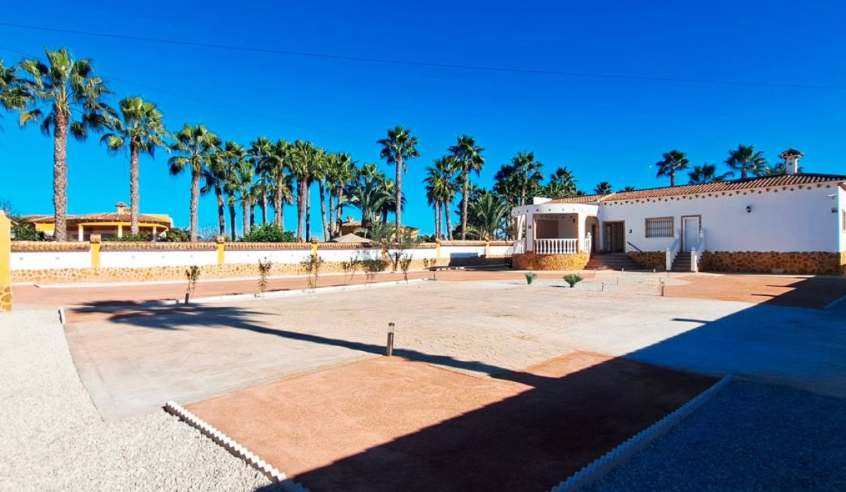 Resale - Villa - Catral