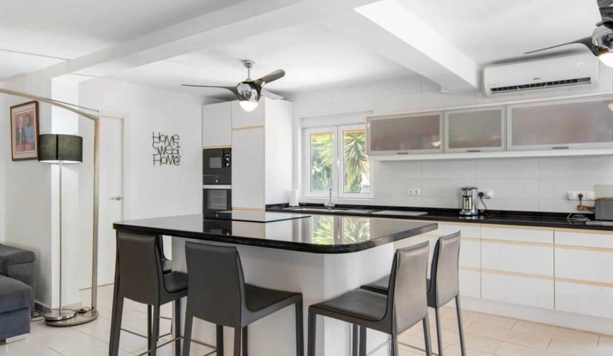 Resale - Villa - Catral