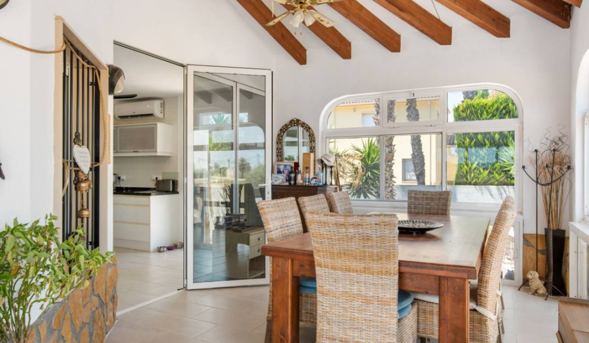 Resale - Villa - Catral