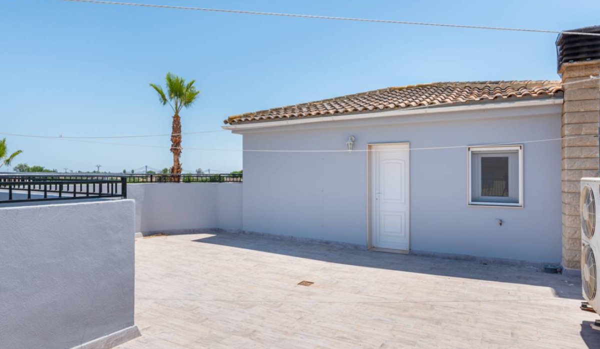 Resale - Villa - Catral