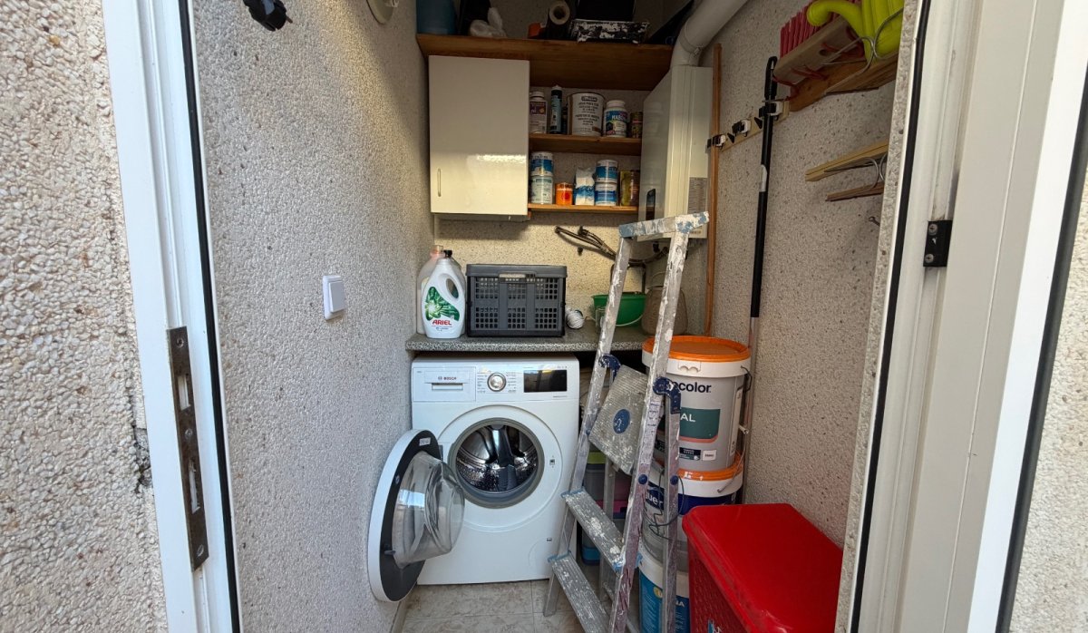 Buanderie rez-de-chaussée