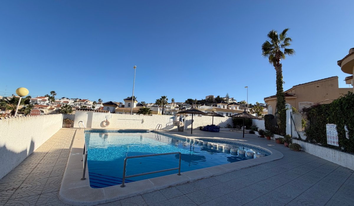 Piscina communautaire 