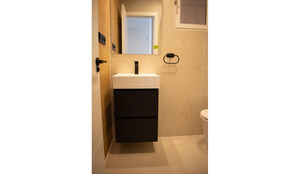 Revente - Villa - Orihuela Costa - Punta Prima