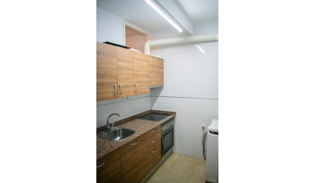 Revente - Commercial - Los Alcazares