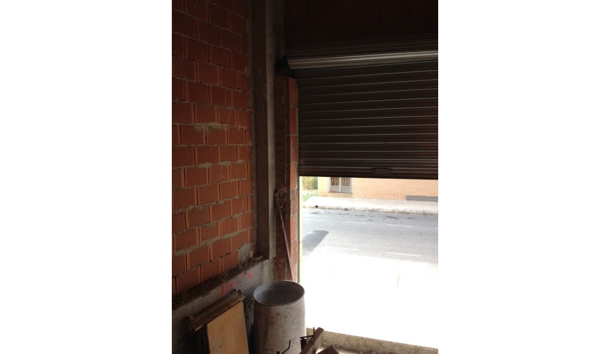 Reventa - Comercial - Los Montesinos