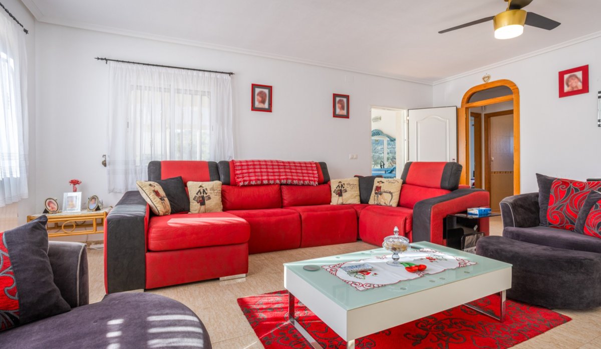 Resale - Villa - La Zarza