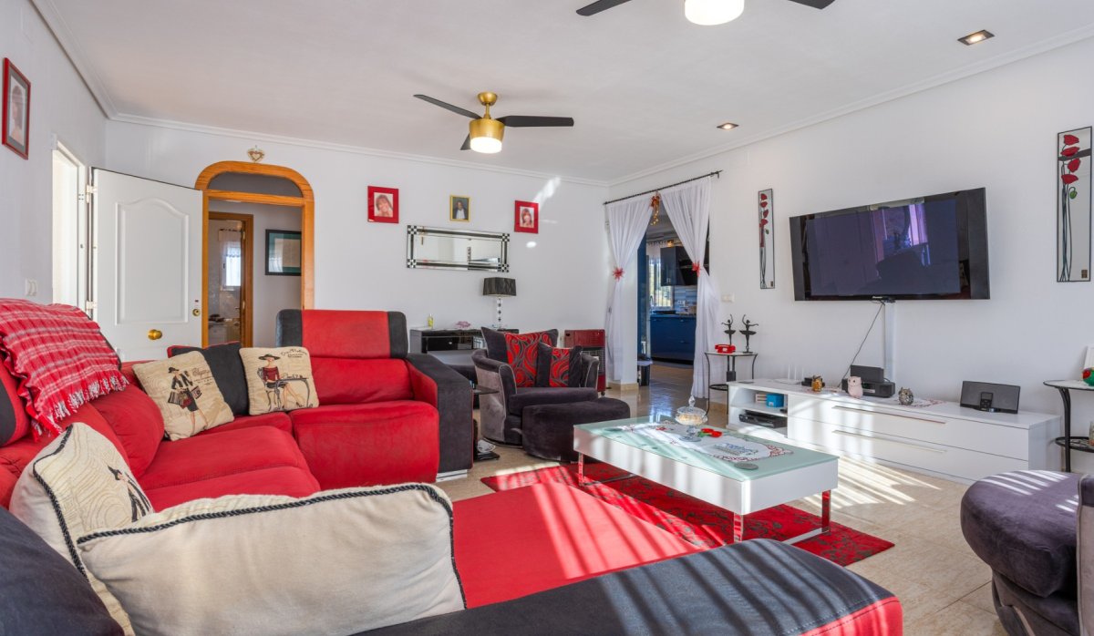 Resale - Villa - La Zarza