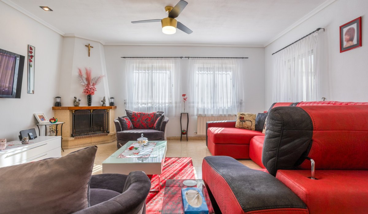 Resale - Villa - La Zarza