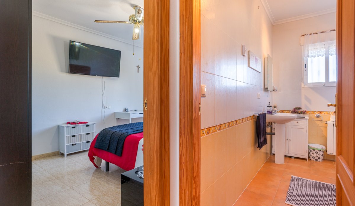 Resale - Villa - La Zarza