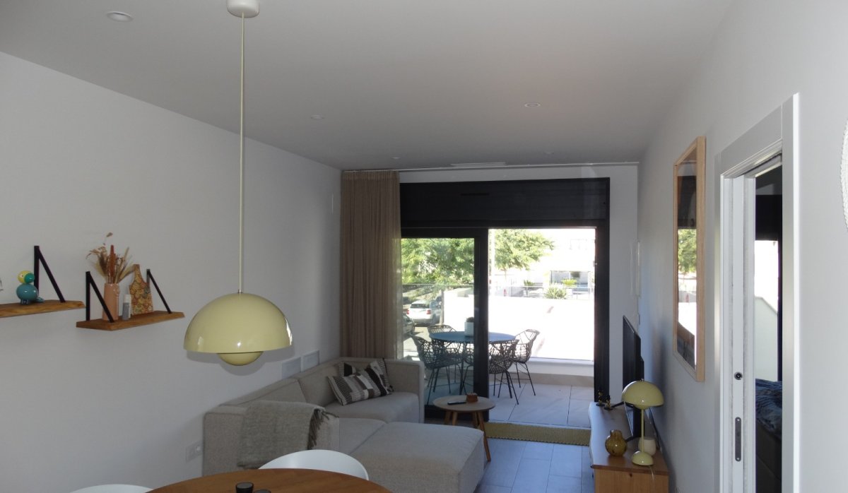 Reventa - Apartamento / piso - Pilar de la Horadada