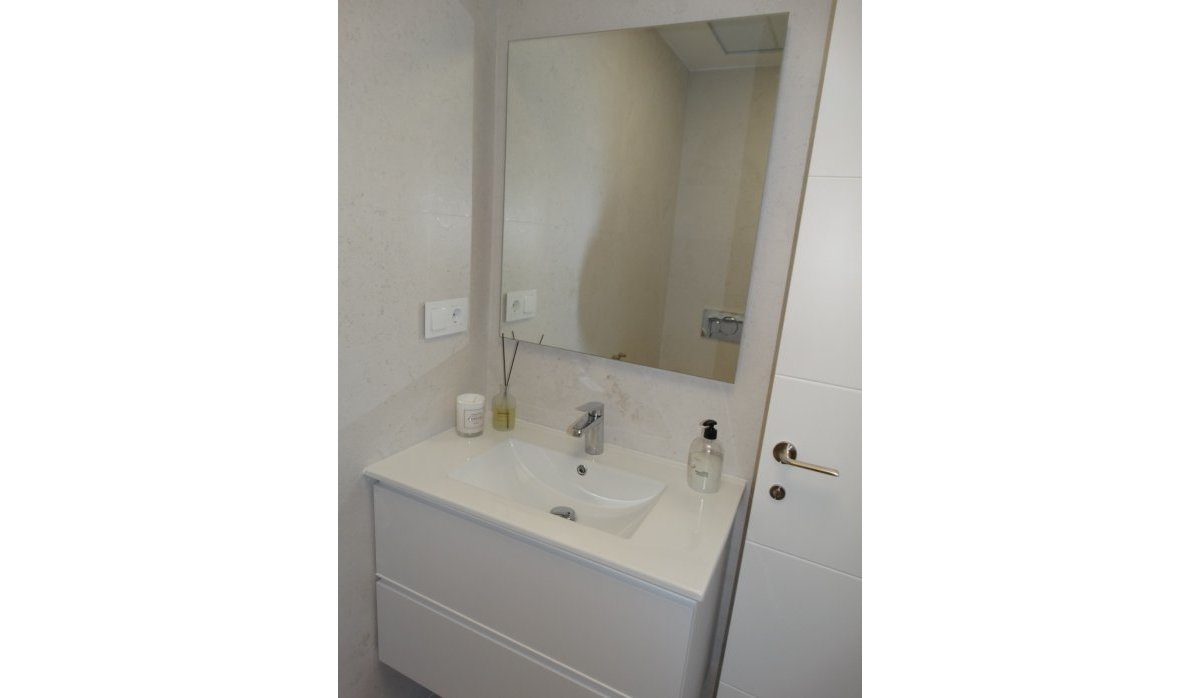 Reventa - Apartamento / piso - Pilar de la Horadada