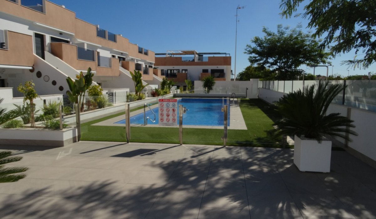 Reventa - Apartamento / piso - Pilar de la Horadada